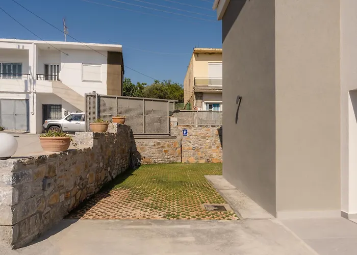 Phyllion Boutique Villas